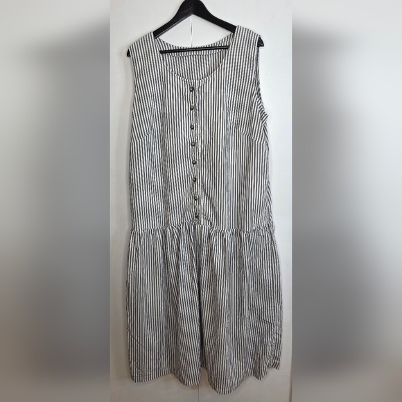 Handmade Striped Grey And White Drop Waist  Dress. Sleeveless and buttons up - Picture 1 of 8